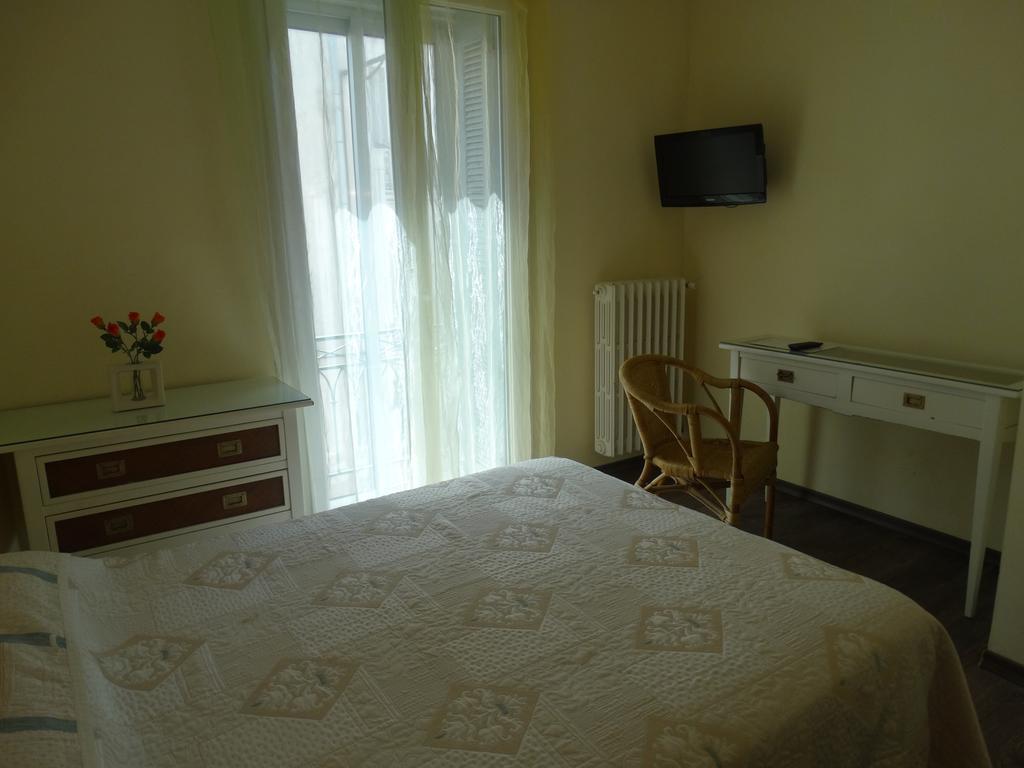 Hotel De France Beziers Bilik gambar