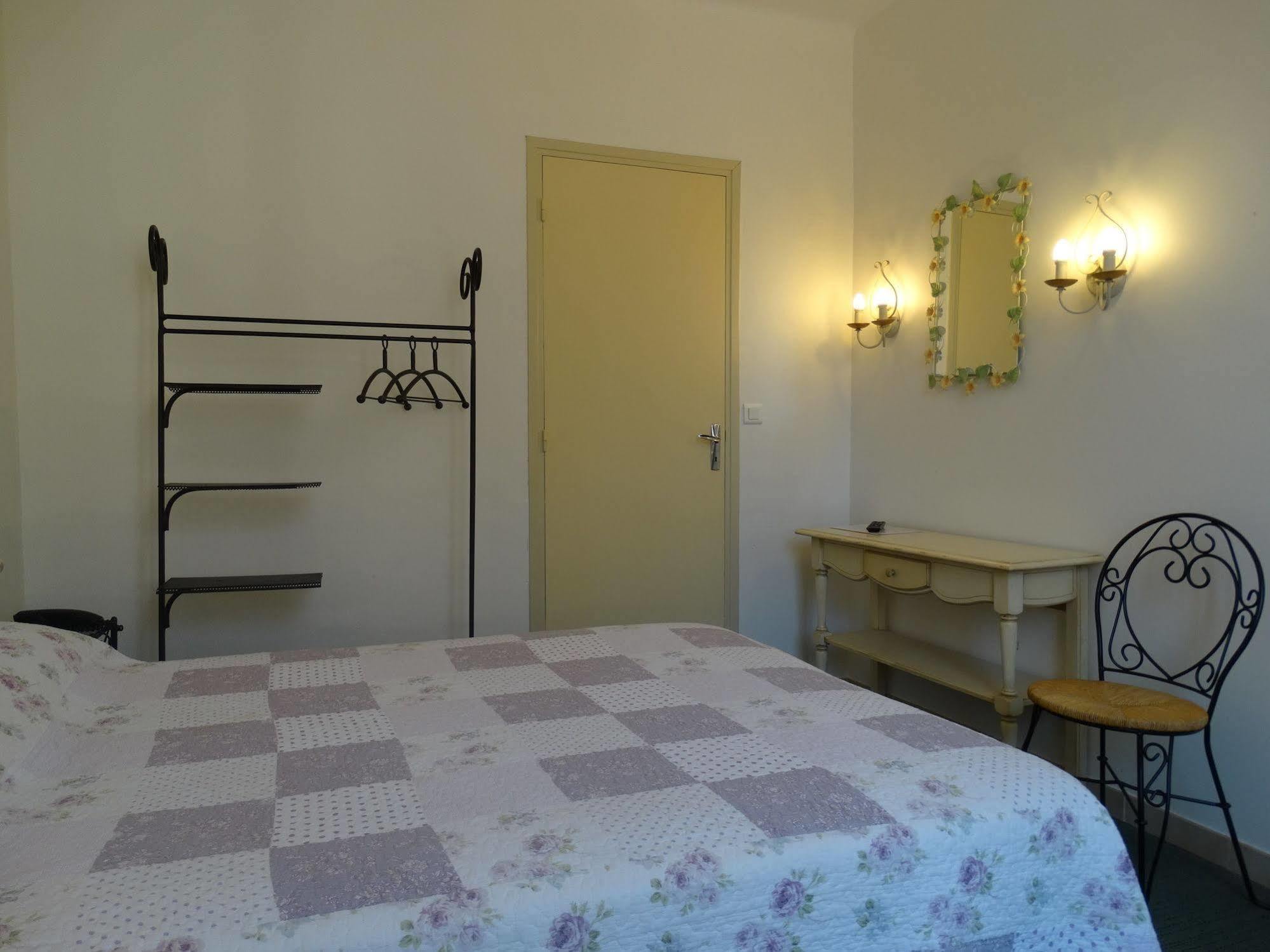 Hotel De France Beziers Bilik gambar